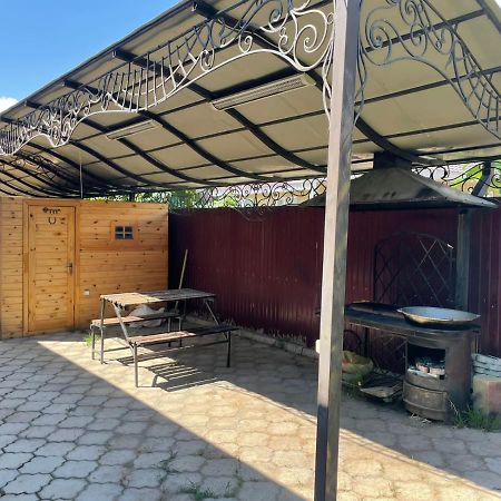 Коттедж Роял Бич Иссык Куль Chok-Tal Exterior foto