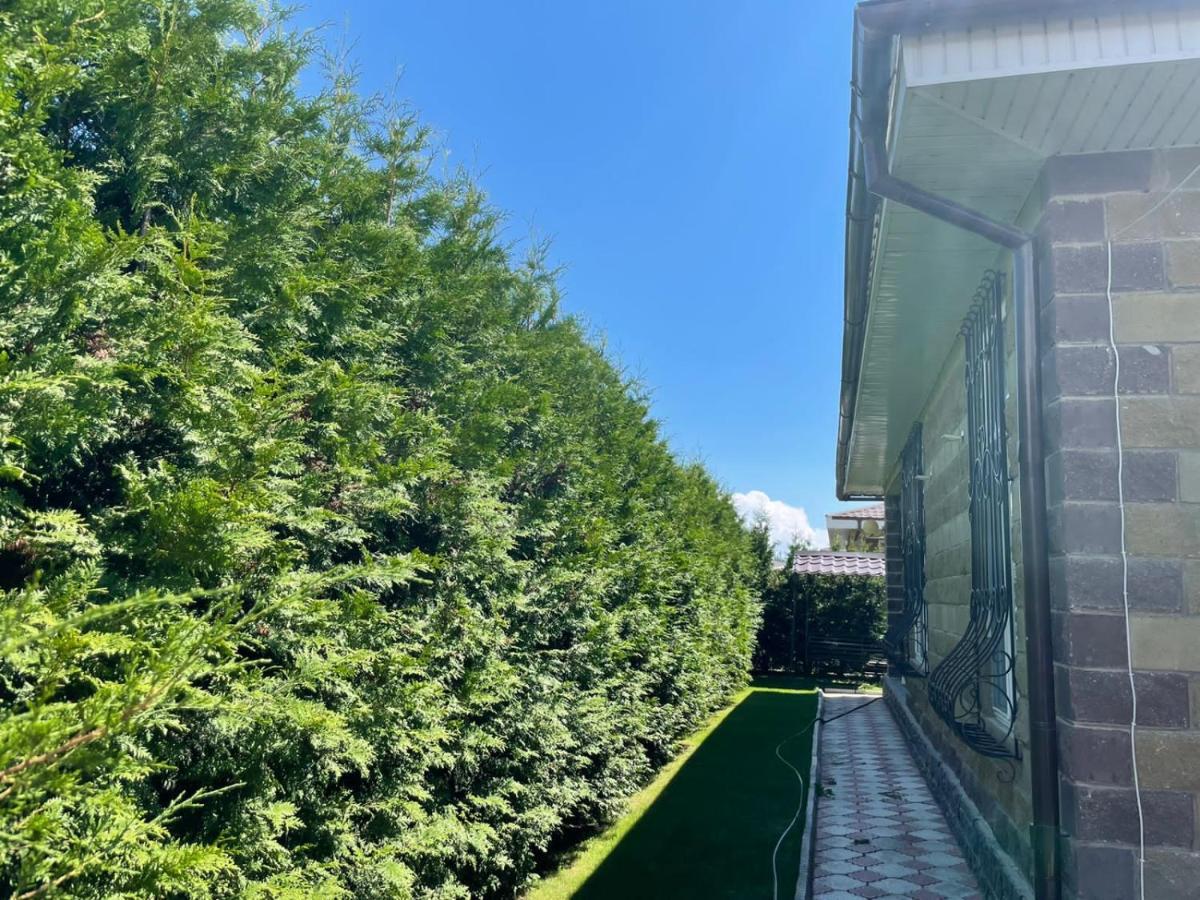 Коттедж Роял Бич Иссык Куль Chok-Tal Exterior foto